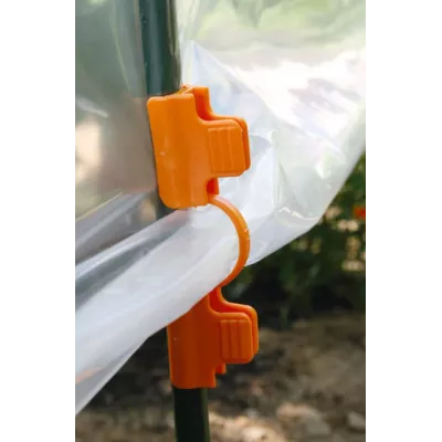Clip pour les tuteurs tomates arches